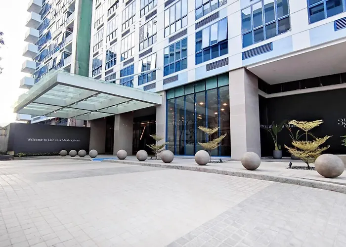 38 Park Ave 2707 Apartment